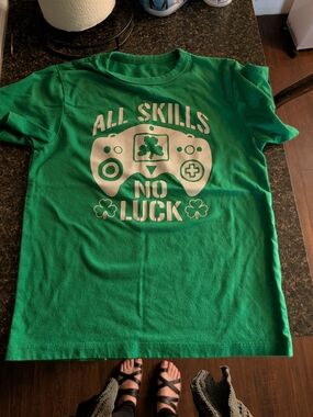 Place Green Kids' Tee with White Gaming Graphic